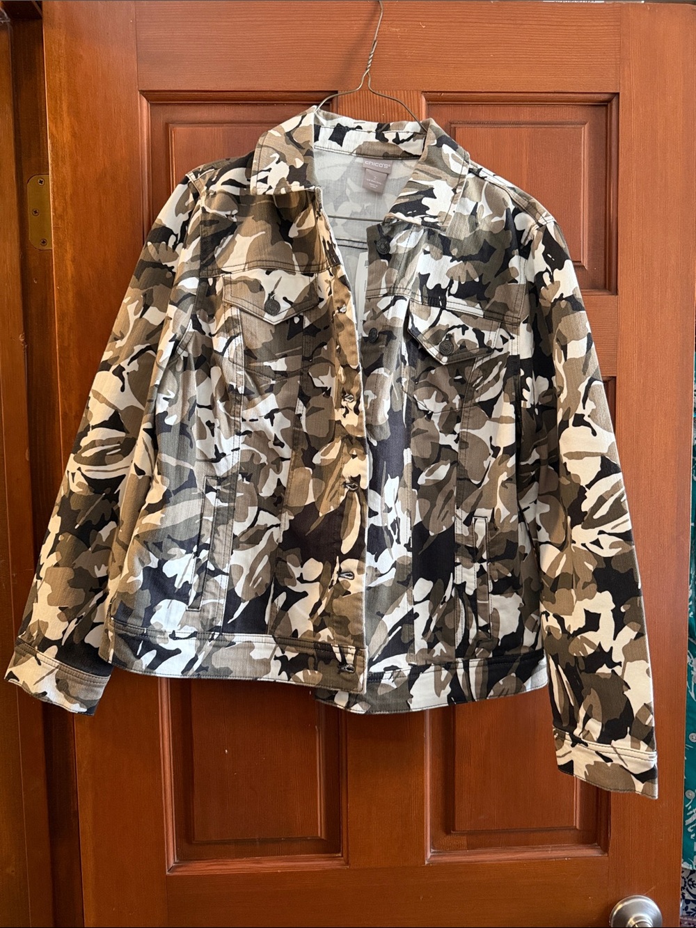 Chico's Camouflage Jean Jacket in Beige, Olive & Black New W/Tags Sz 2 (L/12)